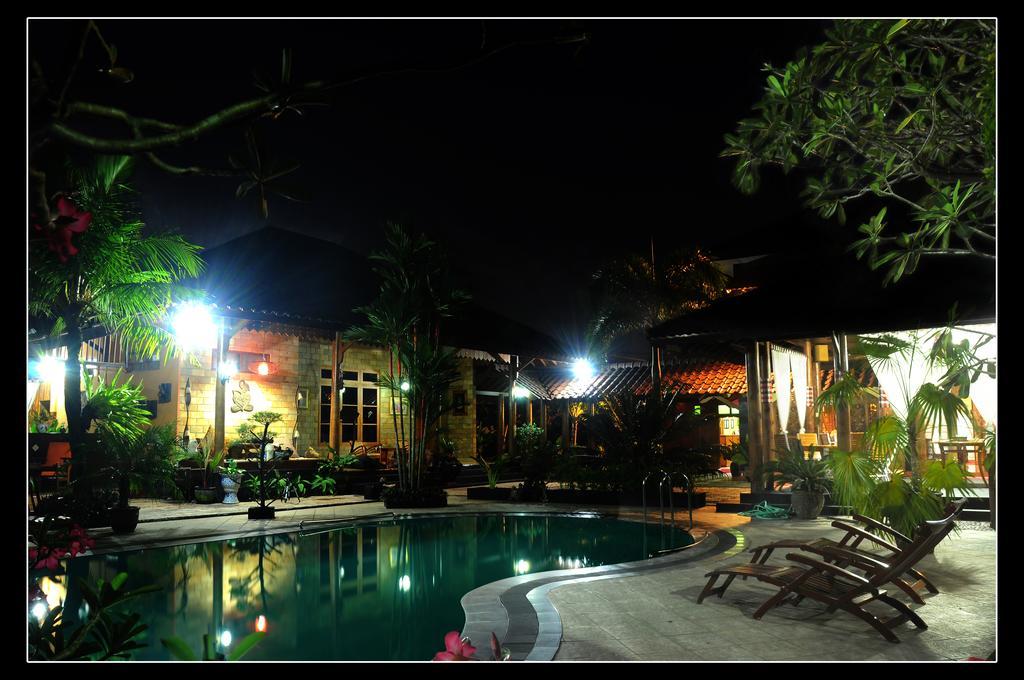 Hotel Ndalem Bantul à Yogyakarta Extérieur photo