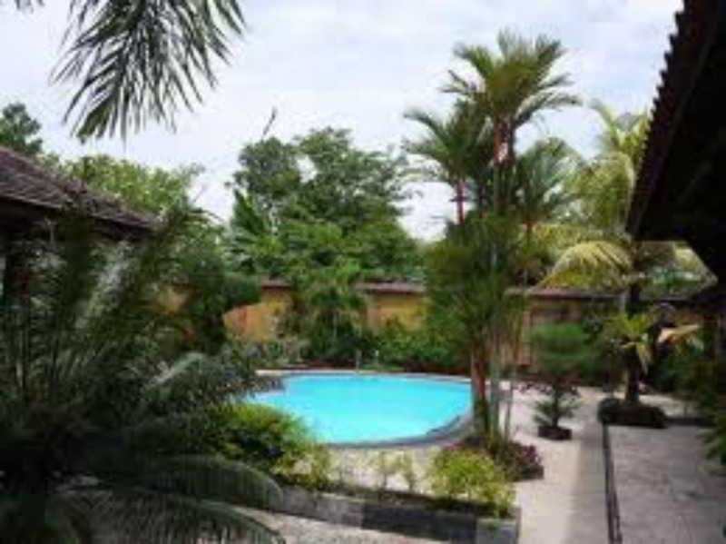 Hotel Ndalem Bantul à Yogyakarta Extérieur photo